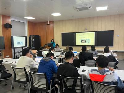 信息化中心举办智慧校园信息化服务推广培训